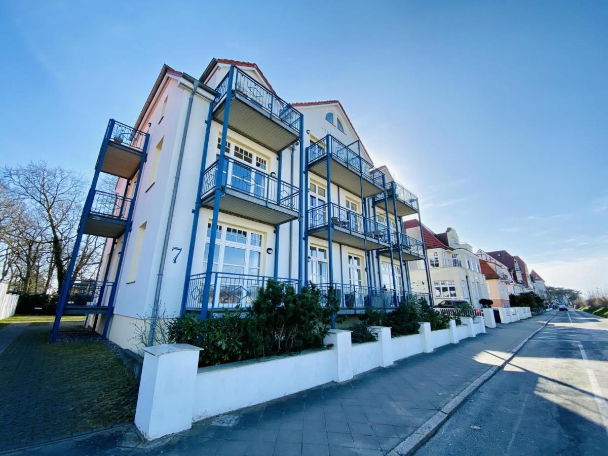Strandpalais/Meerblick Rostock Exterior photo